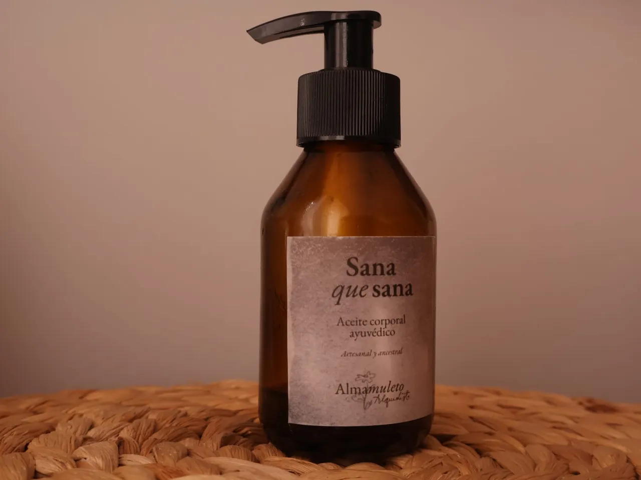 Aceite-ayurvedico-corporal-Sana-que-sana